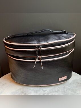 Mary Kay Double-Compartment Cosmetic Travel Case NWOT
